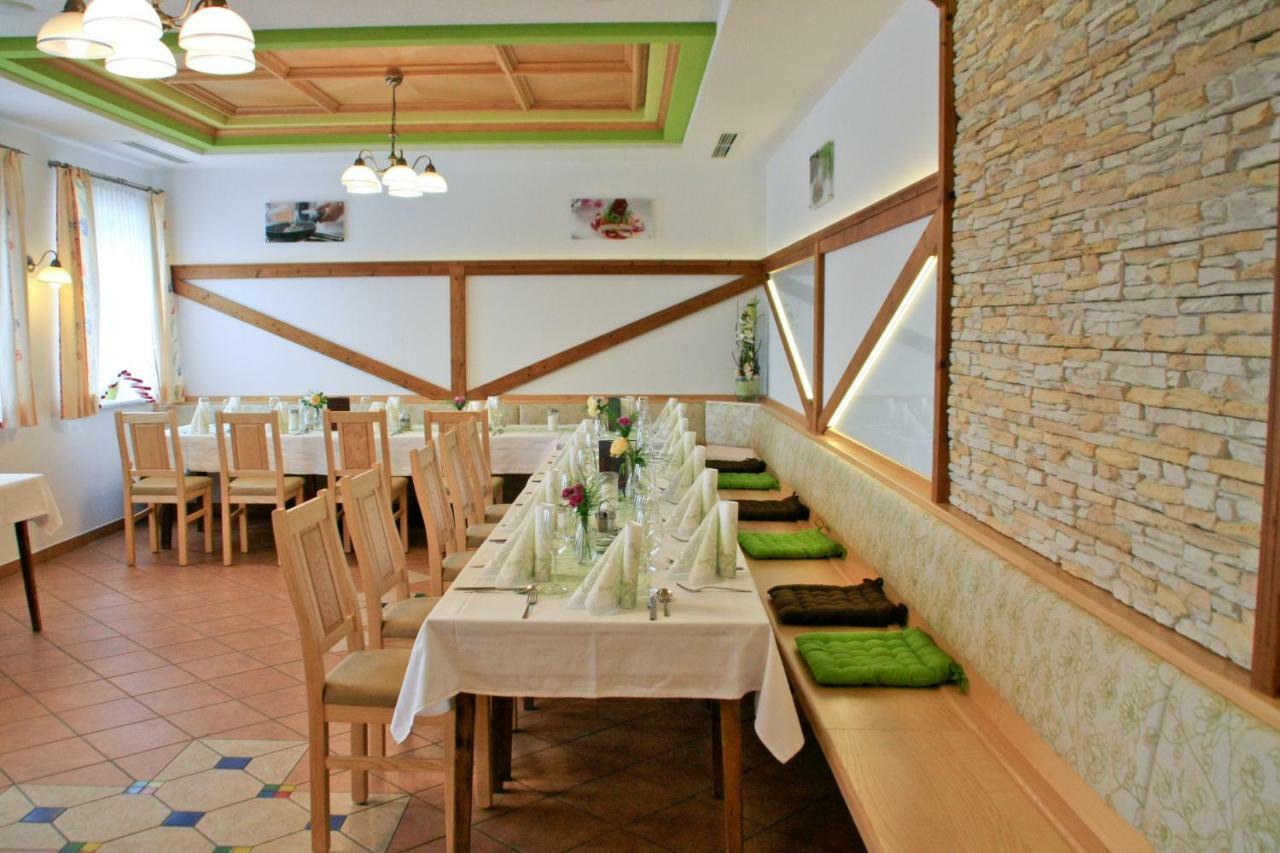 Genussgasthof Willenshofer Sankt Kathrein am Hauenstein Εξωτερικό φωτογραφία